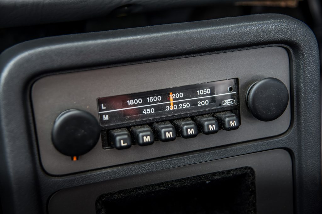 Fiesta XR2 mark 1 radio