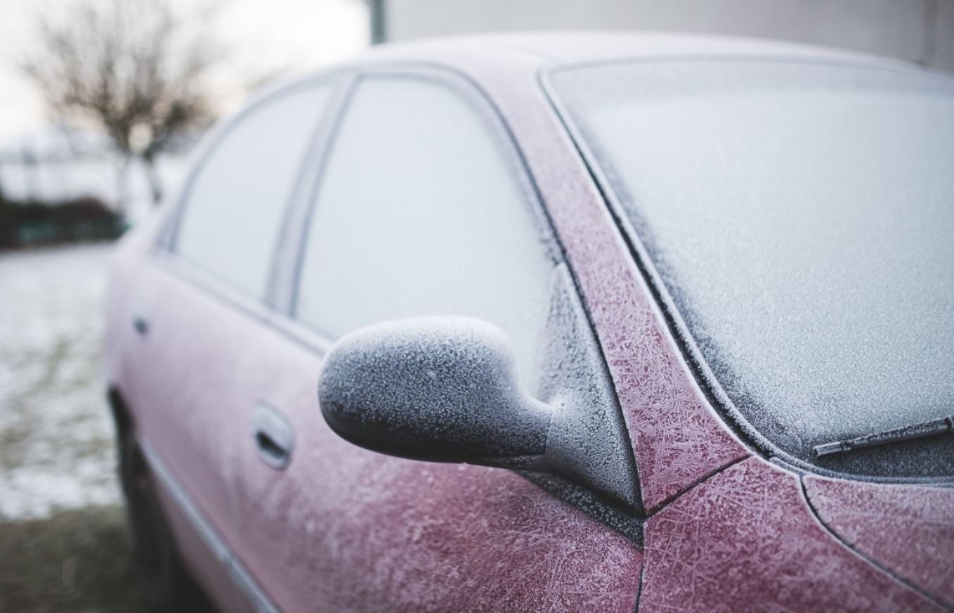 What is the best way of defrosting a frozen windscreen Adrian Flux