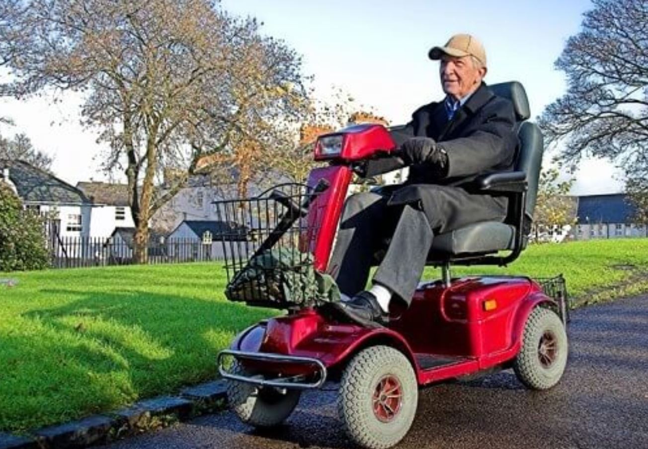 Safety concerns prompt rise in mobility scooter driving courses