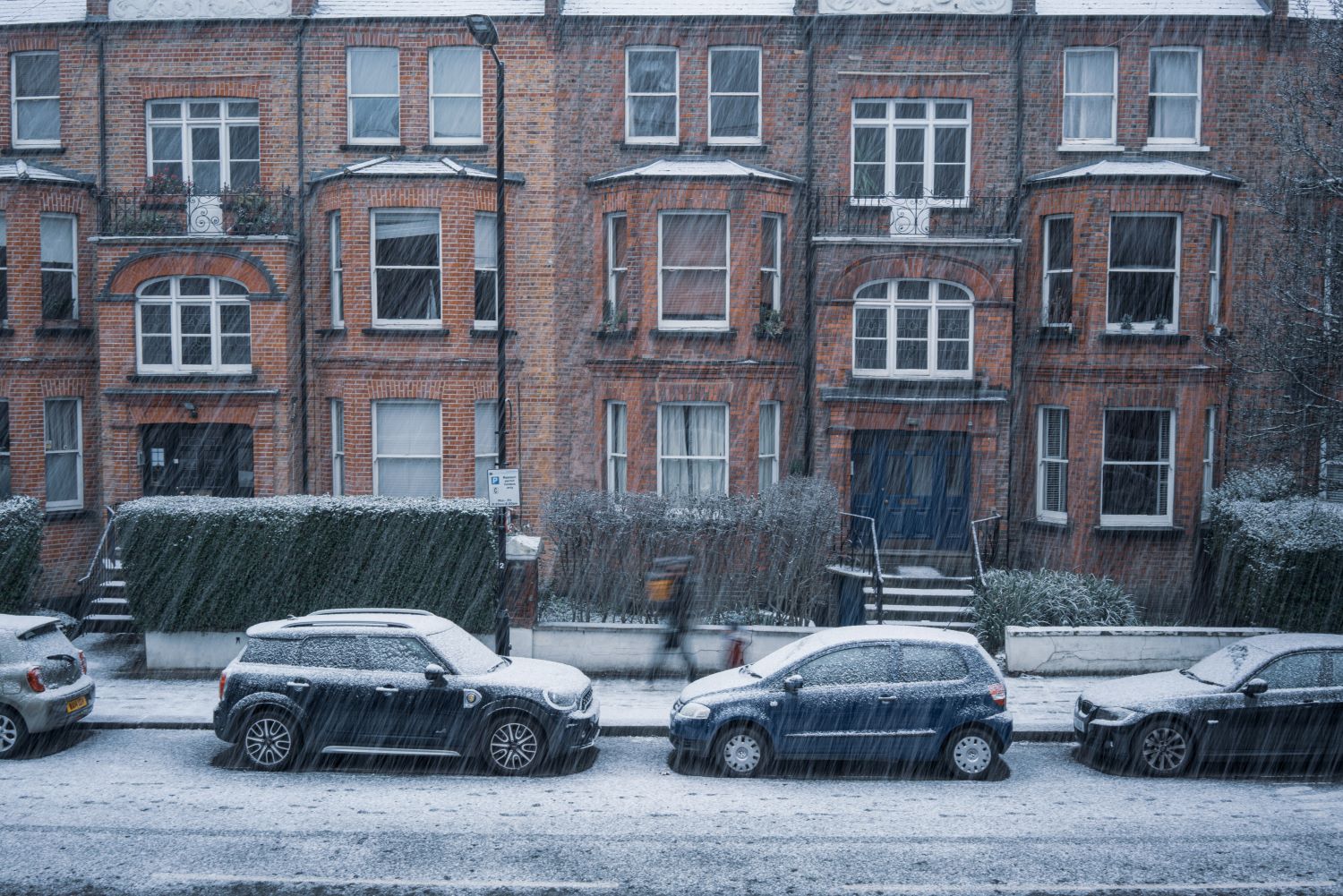 Properties in the UK with snow falling